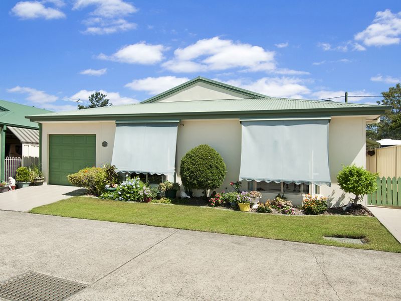 Sapphire Gardens Fasci Garden