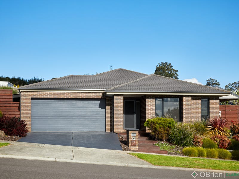 Real Estate & Property for Sale in Drouin, VIC 3818 Pg. 4