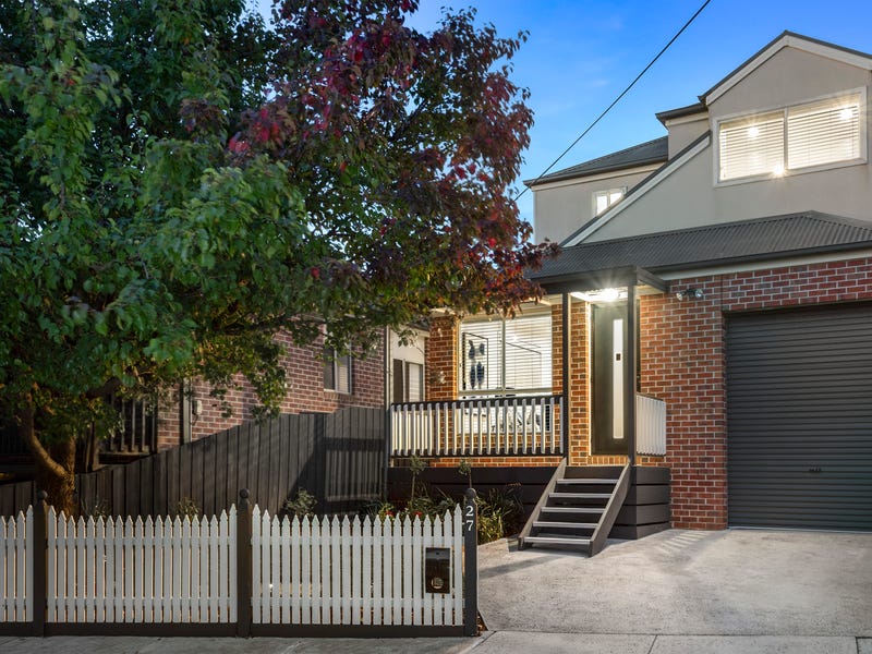 Houses for Sale in Ivanhoe, VIC 3079