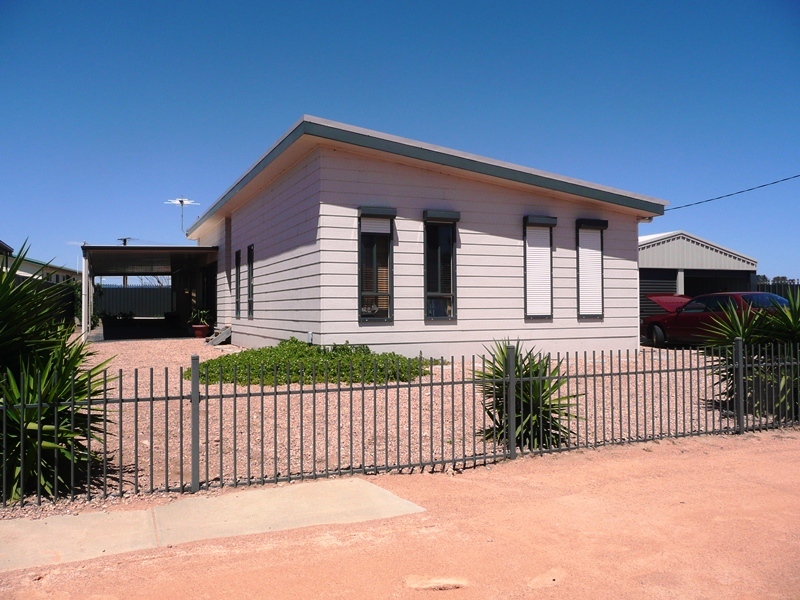 19 Talbot Grove, Ceduna, SA 5690 House for Sale