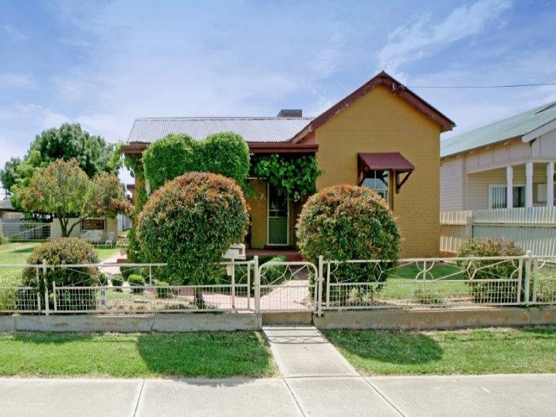 18 Broadway, Junee, NSW 2663 Property Details