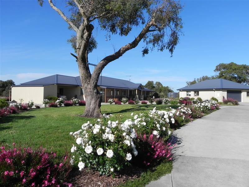 15 Cooper Lane, Inverloch, Vic 3996 Property Details