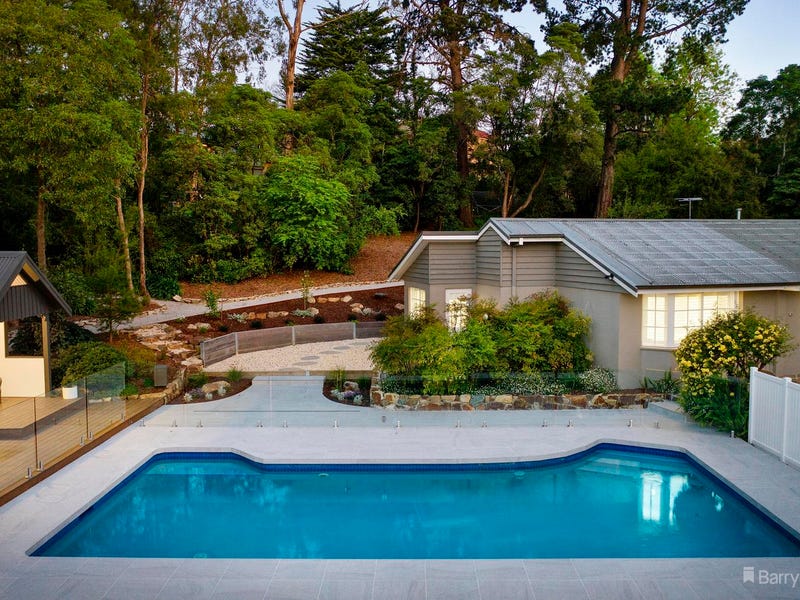 25 Bickleigh Vale Road, Mooroolbark, Vic 3138 Property Details