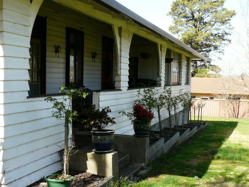 112 Cowper Street, Tenterfield, NSW 2372