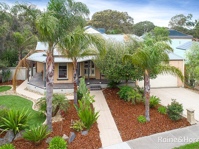 34 Fullwood Drive, Sunbury, Vic 3429 Property Details