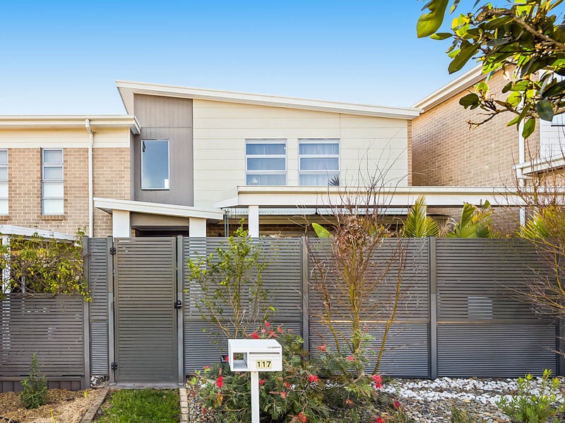 117 Whittaker Street, Flinders, NSW 2529 Townhouse for Sale