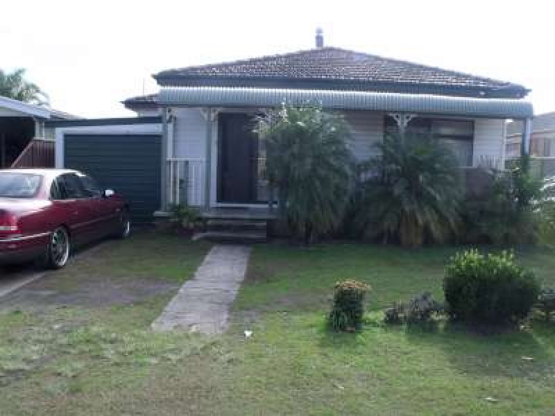 4 Dorothy Avenue, Woy Woy, NSW 2256