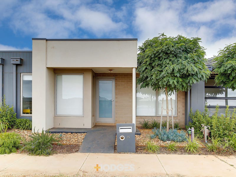 75 Coldstream Avenue, Werribee, VIC 3030