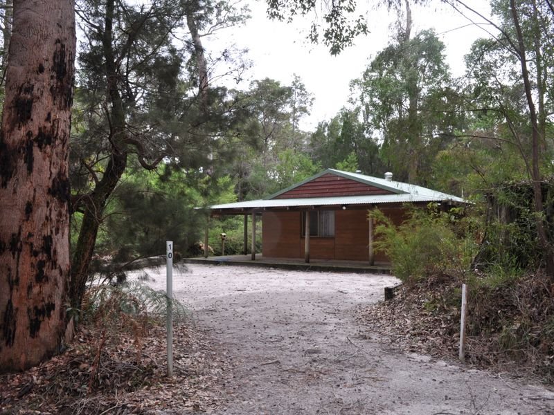 Chalet 10 Warren River Resort, Pemberton, WA 6260 Property Details