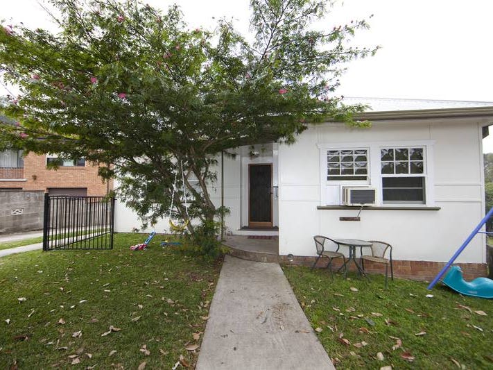 72 Lowry Street, Cardiff, NSW 2285 Property Details