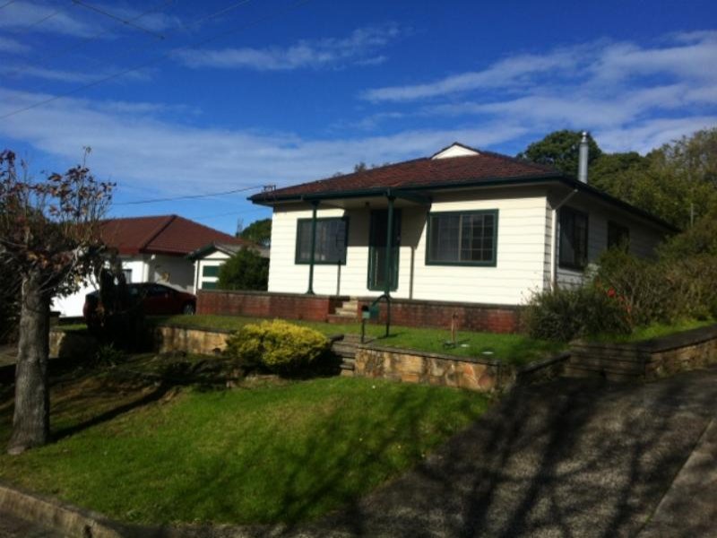 10 Spring Street, Mount Keira, NSW 2500