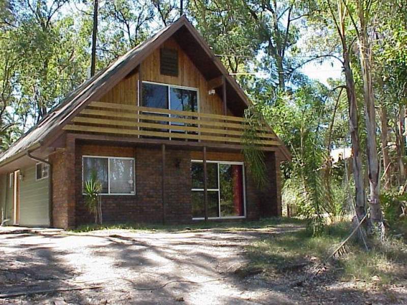 15 Coronation Road, Hillcrest, QLD 4118