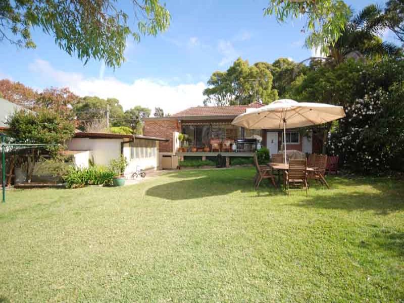 18 Saunders Bay Road, Caringbah, NSW 2229 Property Details