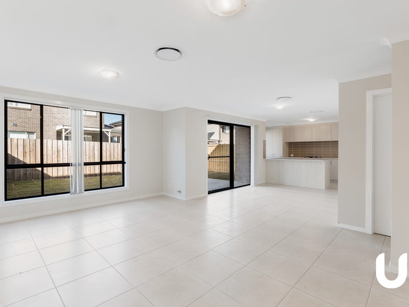 161 Ingleburn Gardens Drive, Bardia, NSW 2565