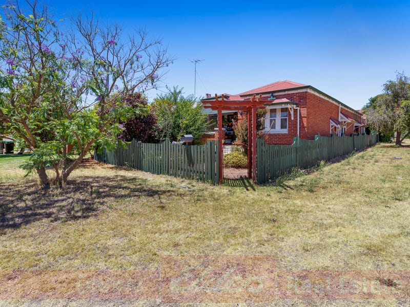 37 Wittenoom Street, Collie, WA 6225 Property Details