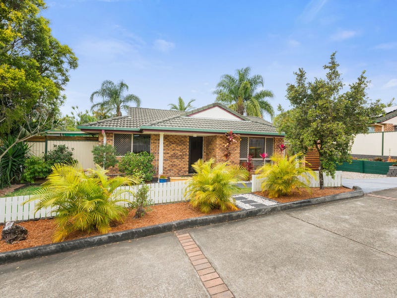 4/1921 Centurion Crescent, Nerang, Qld 4211 Property Details