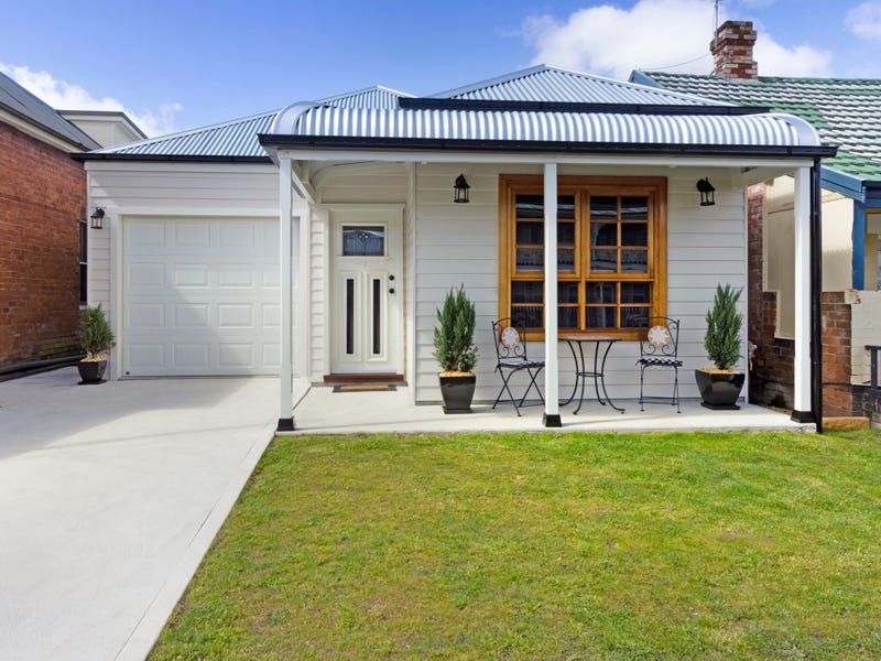 9 Inch Street, Lithgow, NSW 2790 House for Sale