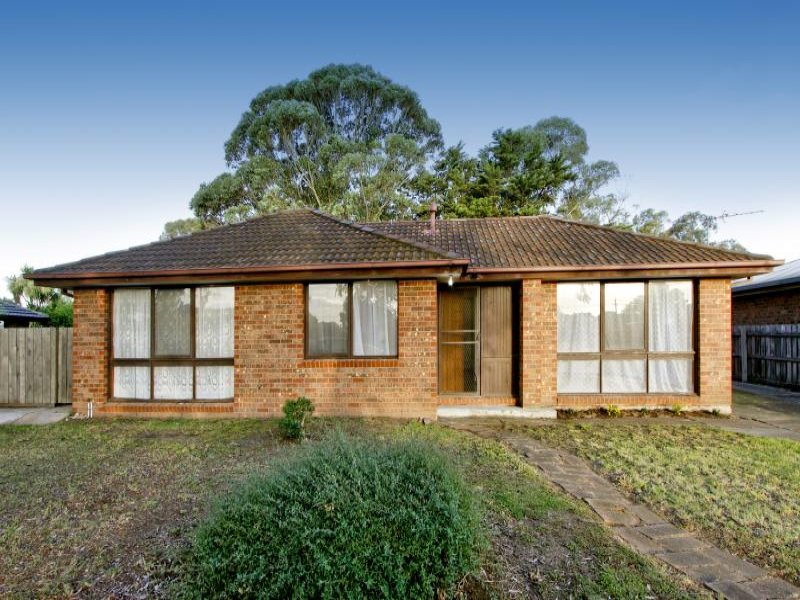 18 Coverdale Drive, Sale, Vic 3850 Property Details