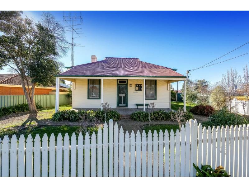 10 Balfour Street, Culcairn, NSW 2660 Property Details