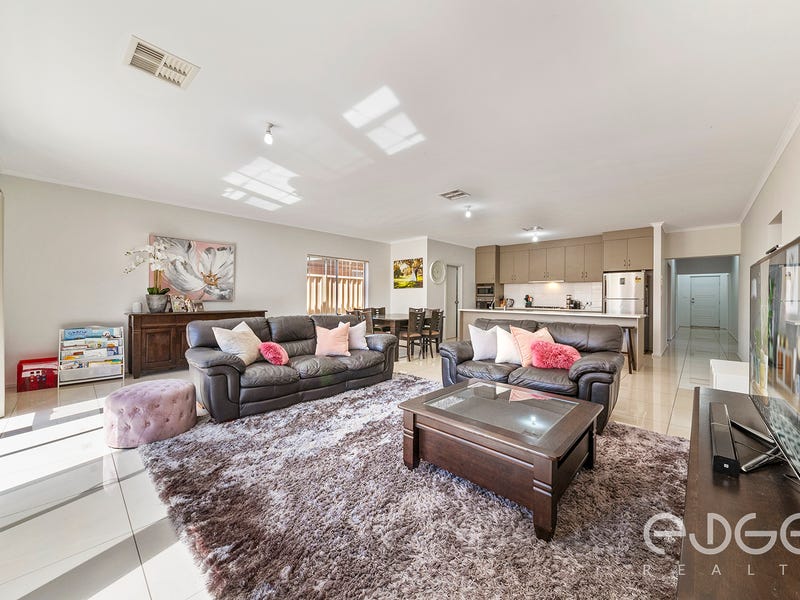 36 Small Cres, Smithfield Plains, SA 5114