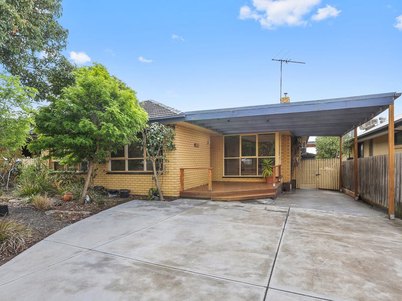 30 Newton Avenue, Bell Post Hill, VIC 3215