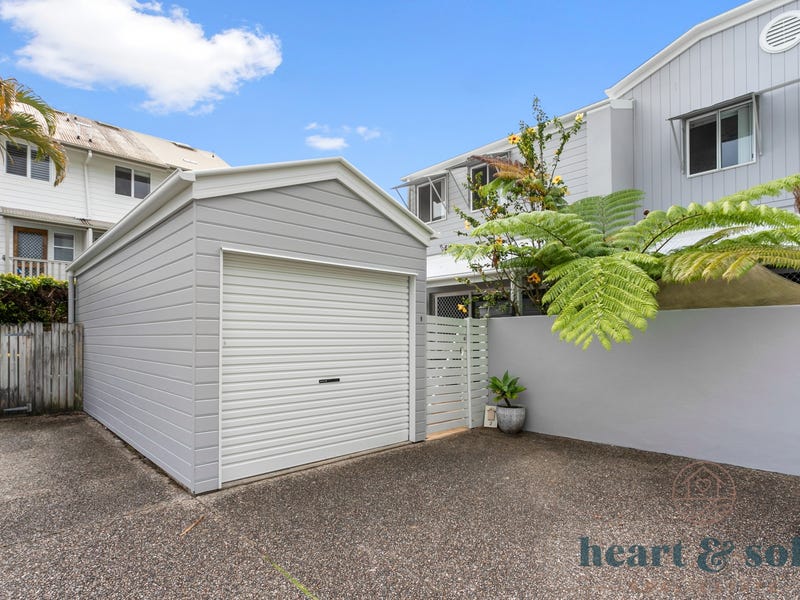 2/12 James Street, Noosaville, Qld 4566 Townhouse for Sale