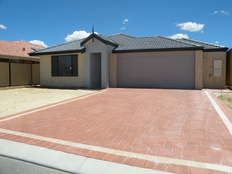 64 (Unit 1) Harden Park Trail, Carramar, WA 6031 Property Details