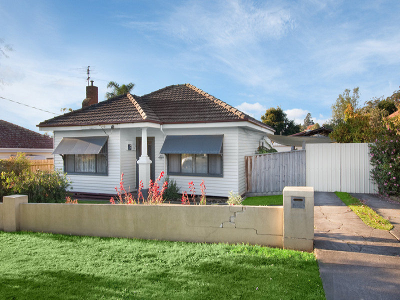 11 Williamson Street, Drouin, Vic 3818 Property Details