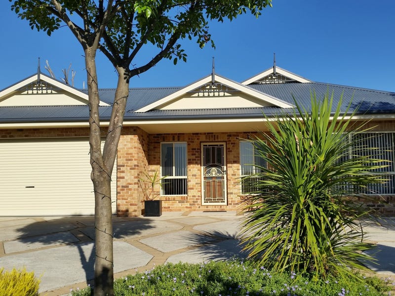 7 Honeysuckle Street, Thurgoona, NSW 2640 Property Details