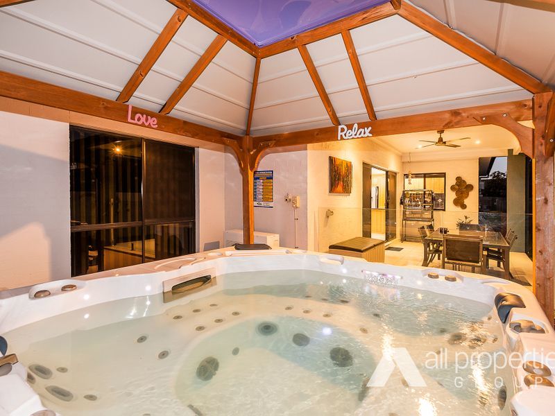 10 Thames Drive, Regents Park, QLD 4118