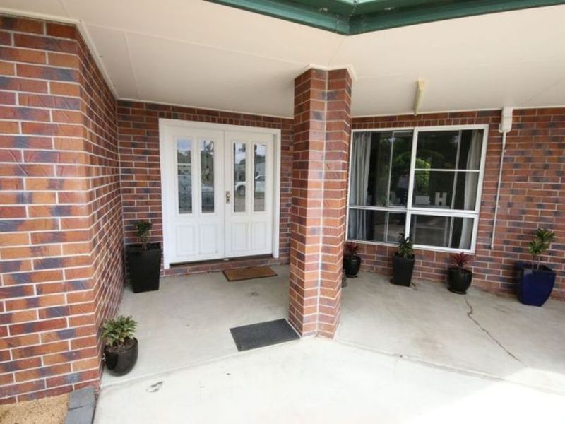 49 BOWLING GREEN Street, Brandon, Qld 4808 Property Details