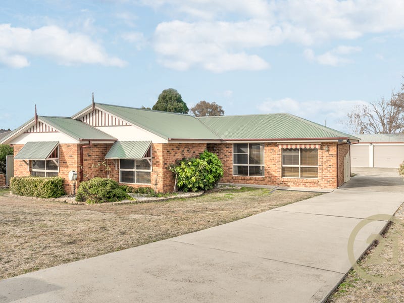 11 Peacock Street, Eglinton, NSW 2795 Property Details