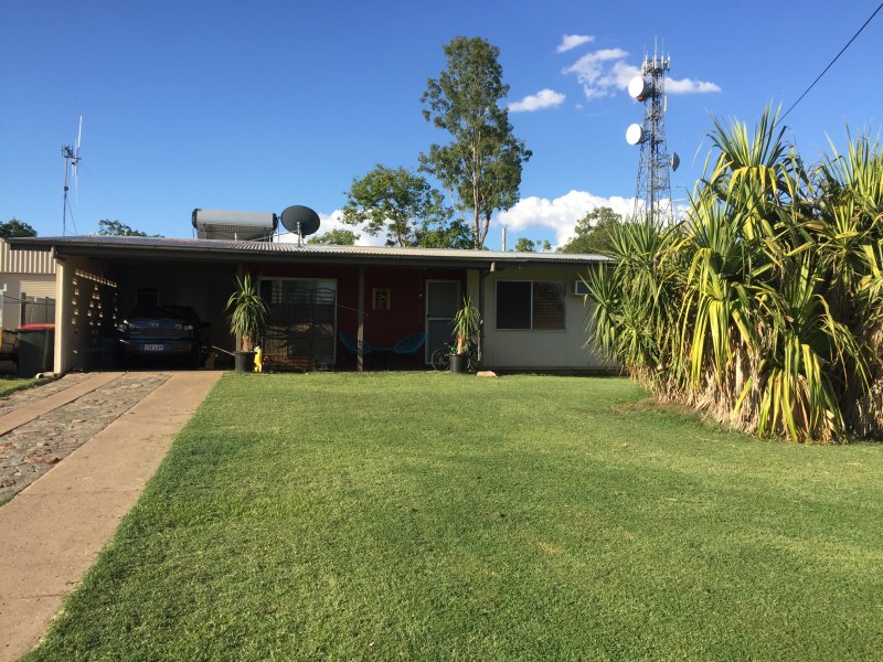 12 Wallace Street, Dysart, QLD 4745