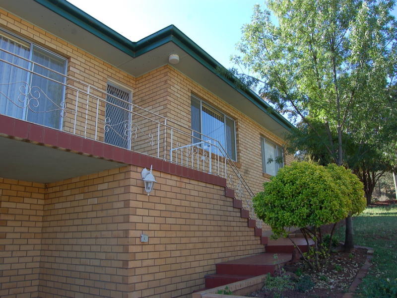 32 Gibbs Street, Griffith, NSW 2680