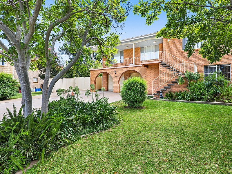 32 McRae Street, Tamworth, NSW 2340 Property Details