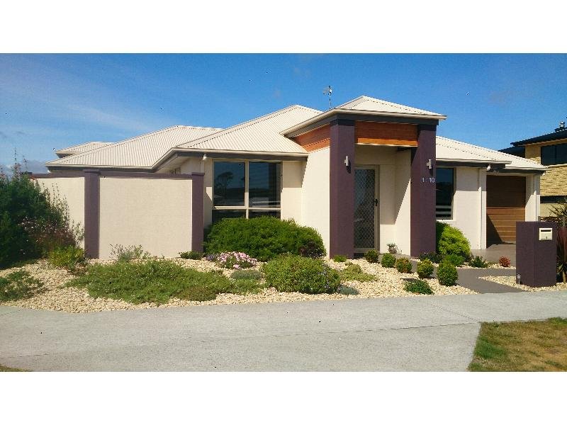 Villa 1/10 Haven Drive, Shearwater, Tas 7307 Property Details