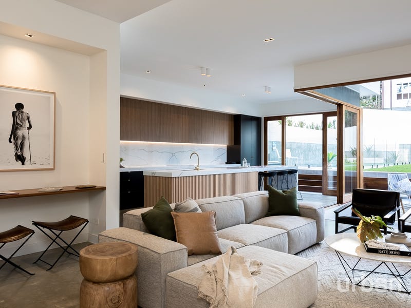 8 McNab Street, Paddington, Qld 4064 Property Details