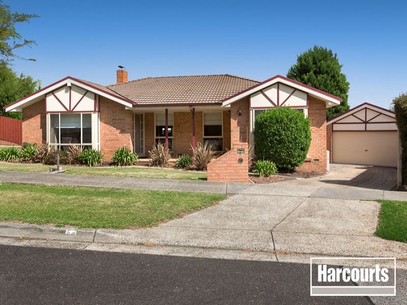 65 Avebury Drive, Berwick, VIC 3806