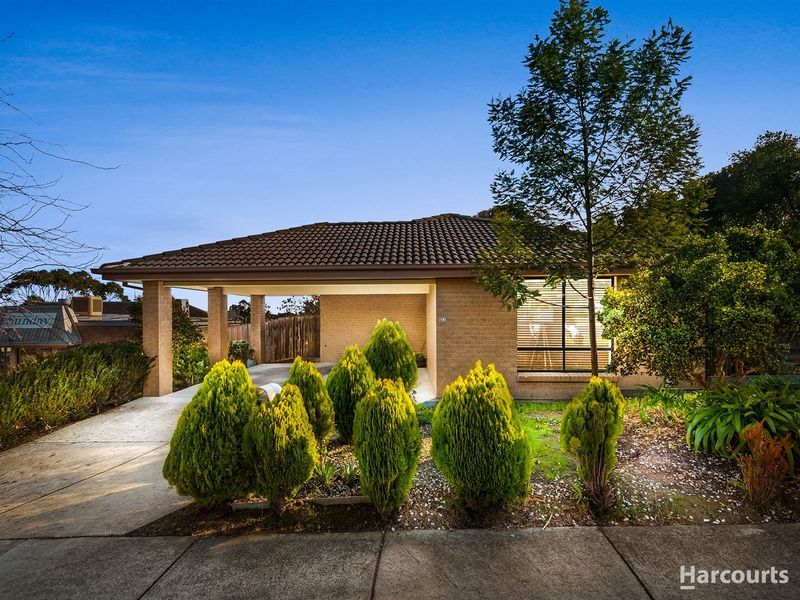 63 Eagle Drive, Pakenham, Vic 3810 Property Details