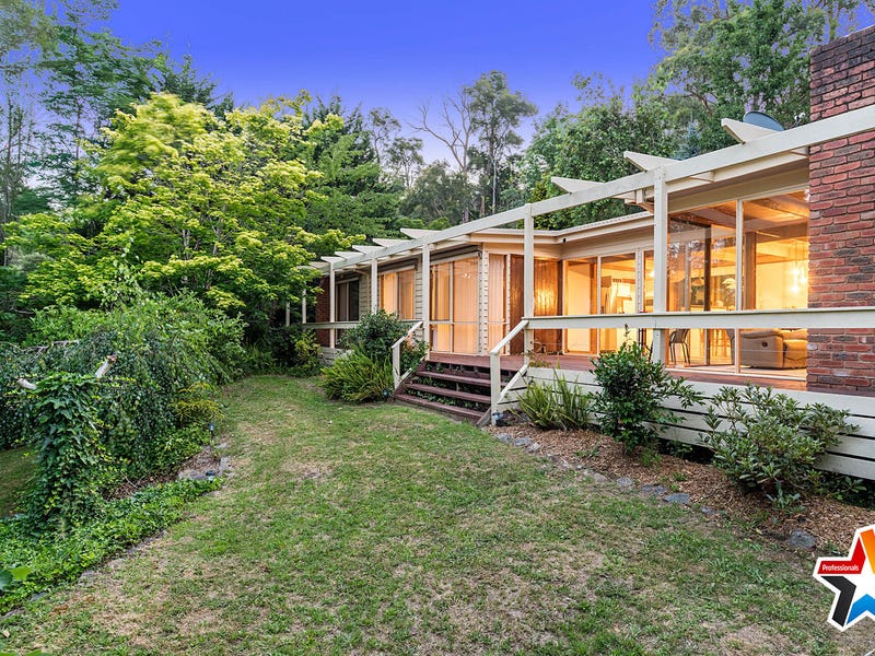 72 Charles Road, Lilydale, Vic 3140 Property Details