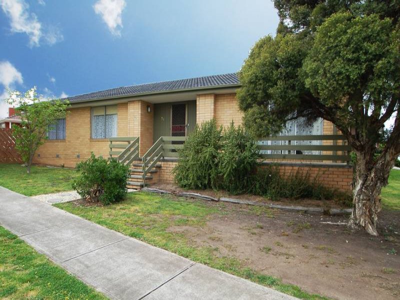 25 Tooradin Avenue, Dallas, VIC 3047