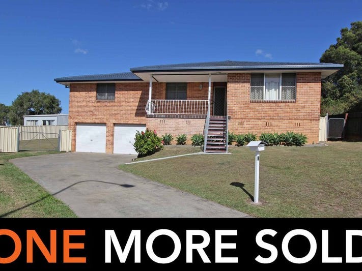 8 Thomas Hennessy Cres, West Kempsey, NSW 2440
