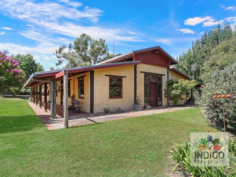 1305 BeechworthWodonga Road, Wooragee, Vic 3747 House for Sale