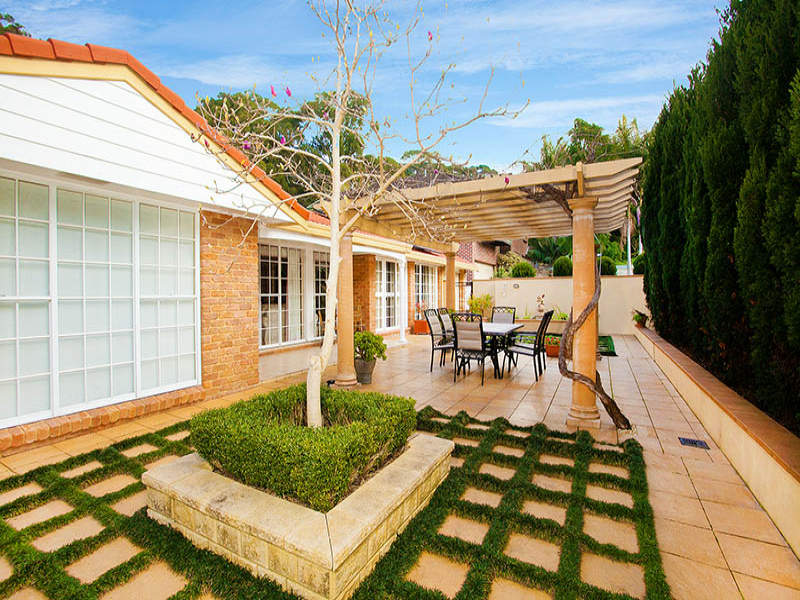 160 Captain Cook Drive, Barrack Heights, NSW 2528
