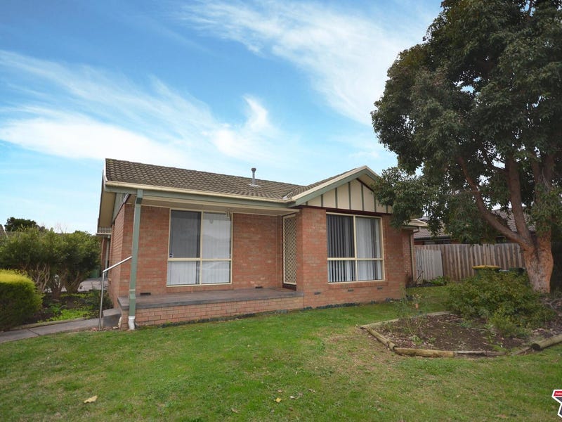 1/6 Mount View Parade, Mooroolbark, VIC 3138