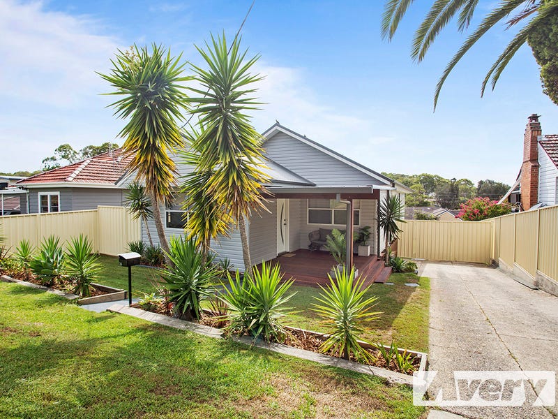 26 Prince Street, Fennell Bay, NSW 2283