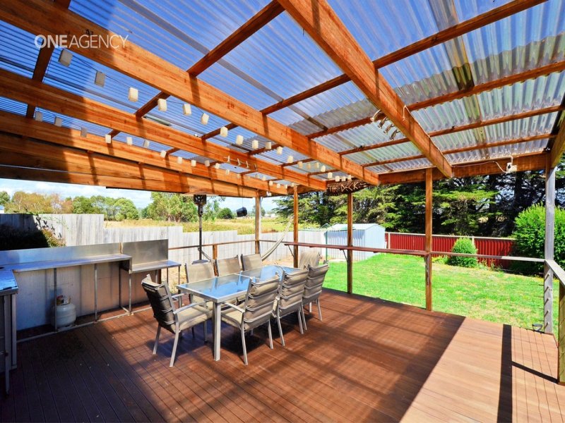 15 Port Road, Wynyard, Tas 7325 - Property Details