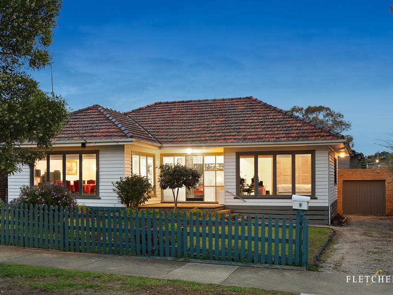 9 Roberts Avenue, Box Hill South, VIC 3128