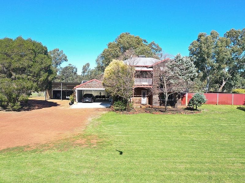 13 Devon Court, Oakford, WA 6121