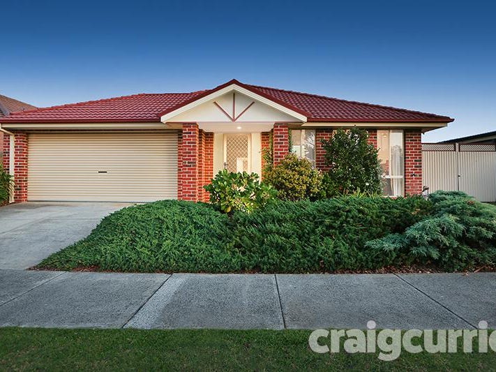 70 SANDALWOOD Drive, Pakenham, Vic 3810 Property Details